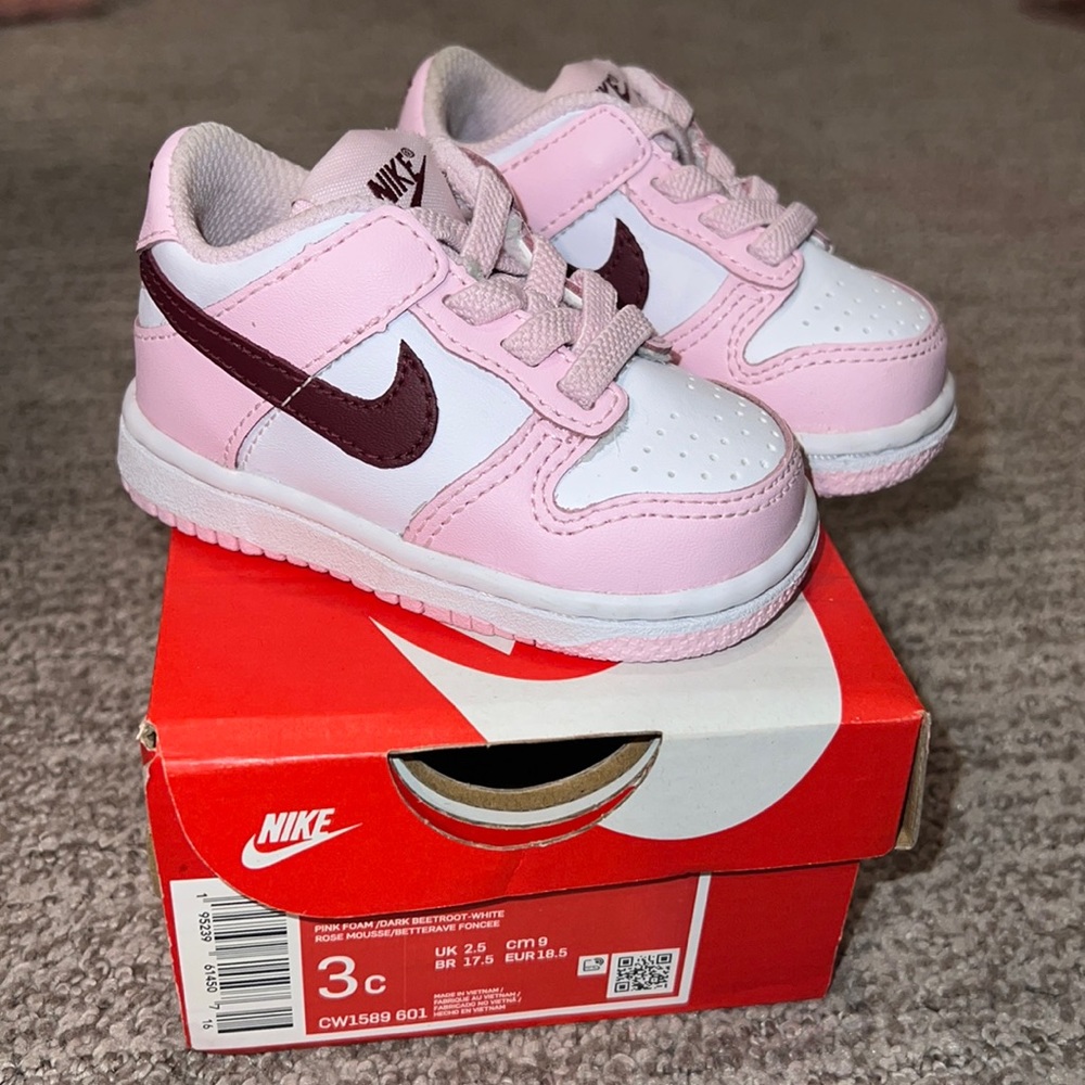 Nike Dunk Low
